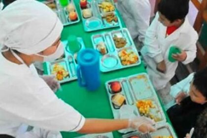 la-crisis-empuja-al-paicor:-ya-hay-mas-de-300-mil-estudiantes-asistidos
