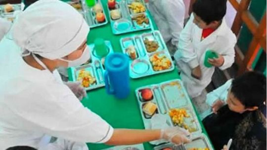 la-crisis-empuja-al-paicor:-ya-hay-mas-de-300-mil-estudiantes-asistidos