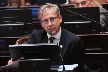 la-ucr-se-divide-por-las-paso:-vischi-y-abad-exponen-diferencias-clave-en-el-senado