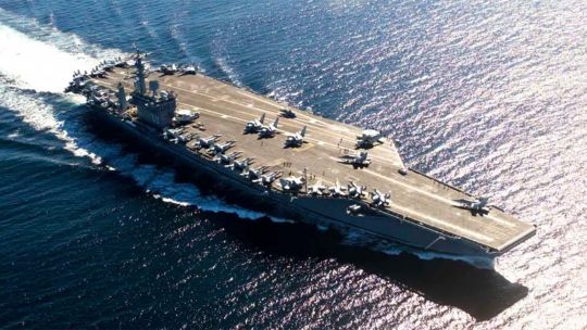 argentina’s-navy-conducts-military-exercises-with-us-aircraft-carrier