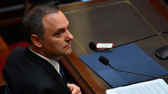 vivo-|-adorni-en-diputados:-la-oposicion-se-pregunta-“que-esta-esperando-para-renunciar”-el-jefe-de-gabinete