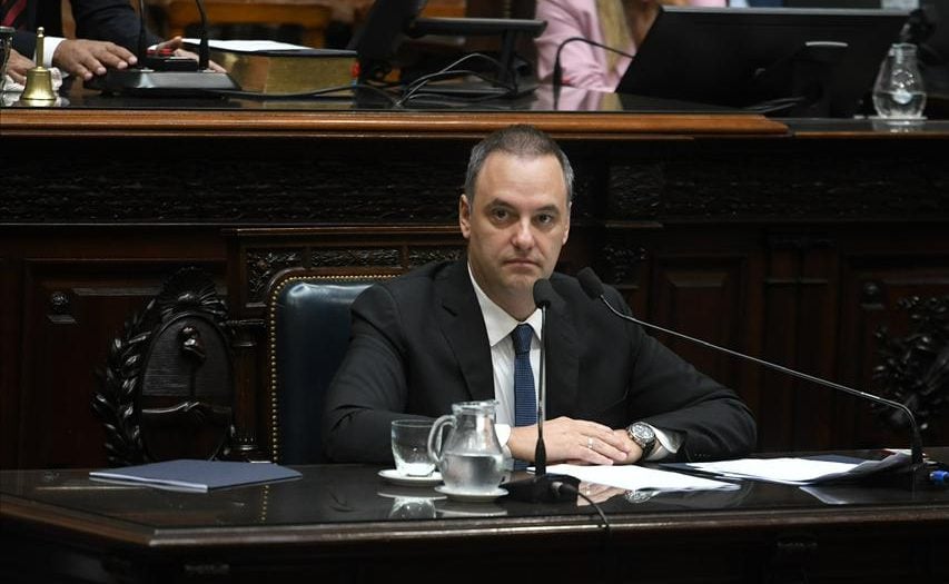 adorni-en-el-congreso:-“el-camino-de-reformas-nos-esta-llevando-a-un-destino-de-grandeza”