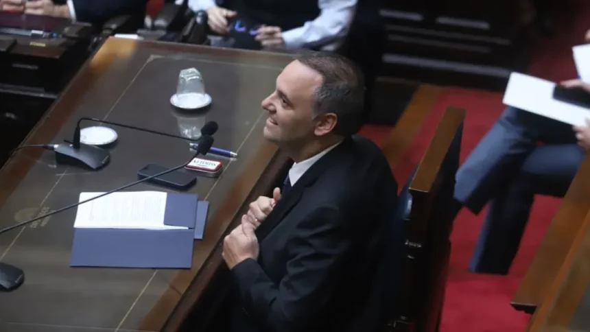 manuel-adorni-defendio-la-gestion-del-gobierno-y-rechazo-acusaciones:-“son-tendenciosas-y-falsas”