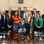 milei-doubles-pay-for-argentina’s-cabinet-ministers-via-presidential-decree