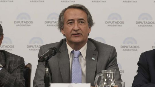 nicolas-mayoraz:-“la-libertad-avanza-puede-ganar-rosario-en-un-escenario-de-tercios”