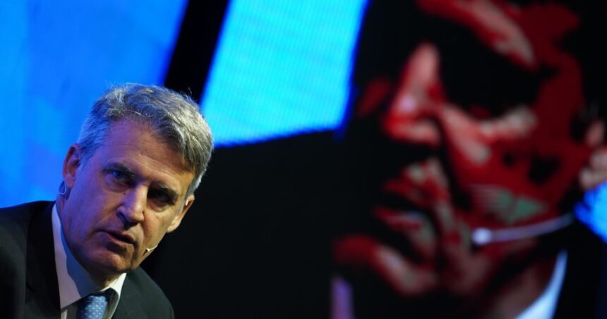 prat-gay:-“el-gobierno-toca-la-partitura-que-mas-le-gusta-a-wall-street,-pero-no-tiene-acceso-al-credito”