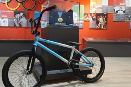 la-bicicleta-del-‘maligno’-torres-todavia-“vuela”-en-el-kempes