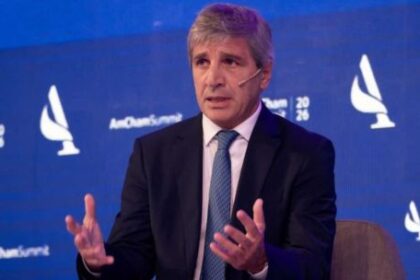 deuda-en-dolares:-el-gobierno-capta-usd-700-millones-y-gana-margen-para-afrontar-vencimientos-clave