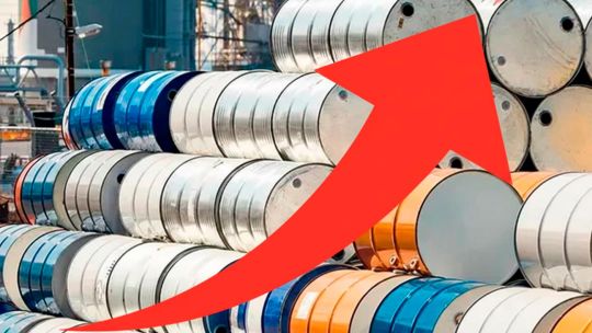 el-petroleo-en-nuevos-maximos-de-u$s126-por-ormuz,-reaviva-los-llamados-a-acelerar-la-transicion-energetica