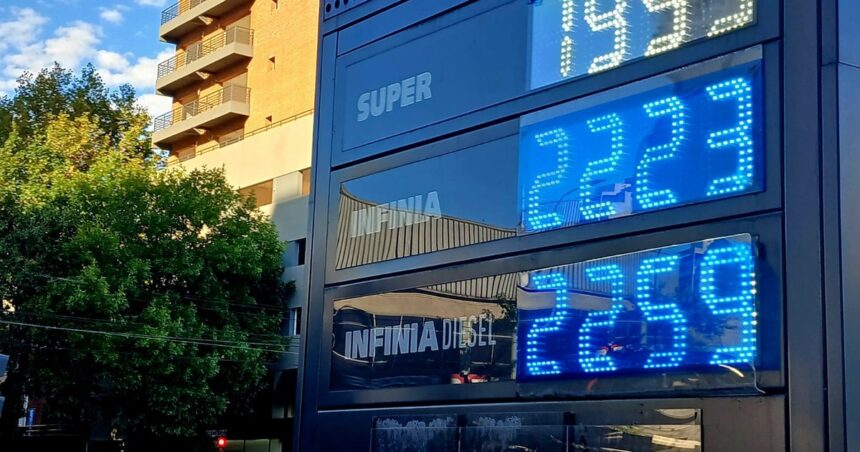 el-gobierno-aumenta-el-impuesto-a-los-combustibles-en-etapas-para-no-presionar-sobre-la-inflacion
