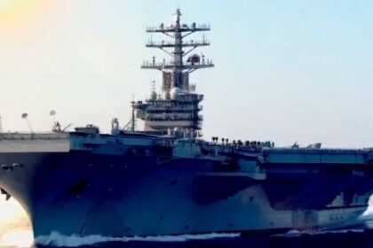 javier-milei-visita-el-portaaviones-estadounidense-uss-nimitz-durante-un-operativo-naval-conjunto-en-el-mar-argentino