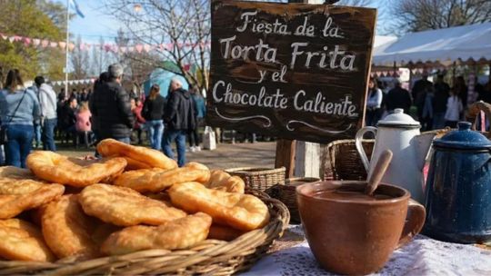 escapadas-de-pueblo-para-el-fin-de-semana-largo:-todas-las-fiestas-populares-y-actividades-en-la-provincia-de-buenos-aires
