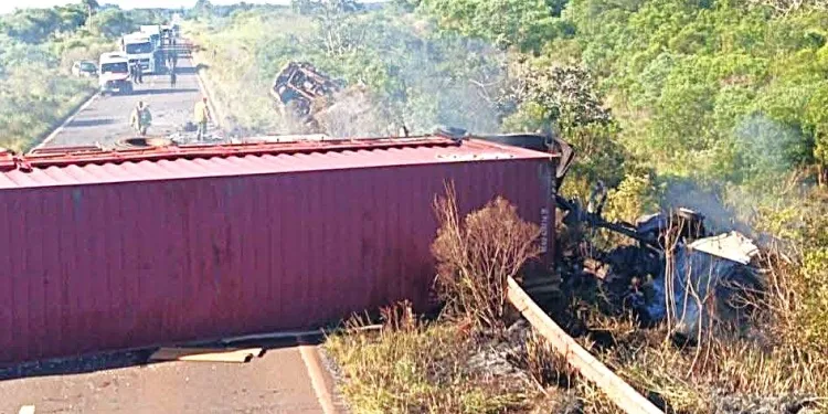tragico-accidente:-camionero-misionero-fallecio-en-un-triple-choque-en-colonia-liebig