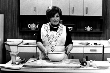 la-receta-de-dona-petrona-de-gandulfo-para-cocinar-el-mejor-locro-este-1-de-mayo