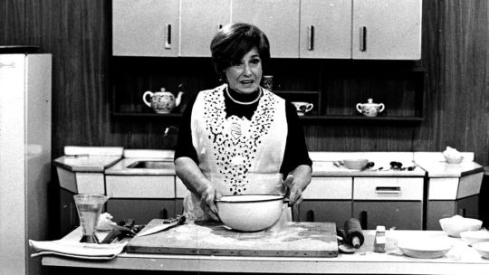 la-receta-de-dona-petrona-de-gandulfo-para-cocinar-el-mejor-locro-este-1-de-mayo