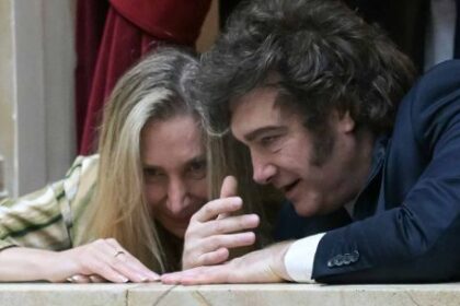 el-renovado-respaldo-de-karina-milei-a-manuel-adorni-y-el-plan-legislativo-para-salir-de-la-crisis