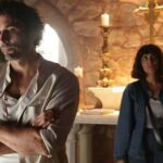 “si-es-martes,-es-asesinato”:-netflix-estreno-la-serie-que-parodia-el-suspenso-clasico
