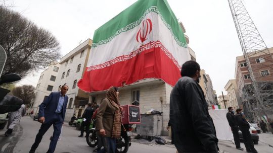 iran-amenaza-con-ataques-“devastadores”-contra-gigantes-tecnologicos-de-ee-uu.-en-oriente-medio