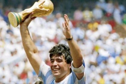 la-huella-tactica-y-social-de-diego-maradona-en-mexico-1986:-un-legado-tecnico-que-redefinio-el-futbol-moderno