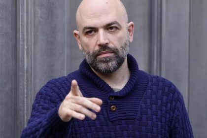 tras-18-anos,-la-justicia-italiana-confirmo-las-penas-por-amenazas-mafiosas-al-autor-roberto-saviano