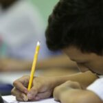 ayuda-escolar-anses-abril-2026:-cuanto-se-cobra-y-cuando-pagan-el-extra-de-$85.000