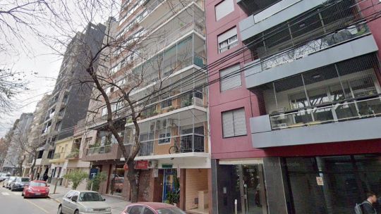 incendio-feroz-en-un-edificio-de-nunez:-un-muerto-y-un-amplio-operativo-de-emergencia