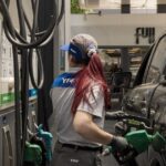 naftas:-el-gobierno-postergo-para-mayo-el-aumento-de-un-impuesto-para-evitar-el-impacto-en-la-inflacion