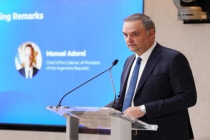 jose-maria-sarachaga-sobre-el-caso-adorni:-“estamos-en-otro-momento-directamente-de-la-realidad”