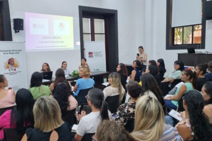 posadas-|-comenzo-el-parlamento-municipal-de-la-mujer-2026-con-una-capacitacion-sobre-la-labor-legislativa