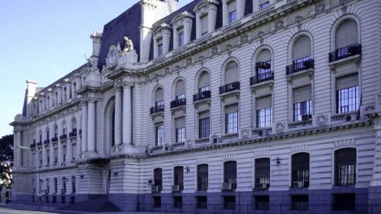 preocupacion-en-la-aduana:-advierten-sobre-un-debilitamiento-del-control-estatal