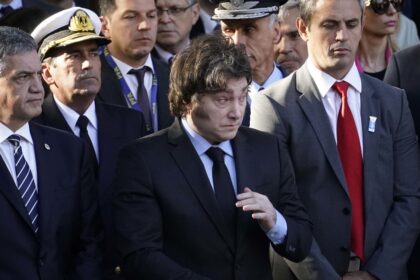 a-44-anos-de-la-guerra-de-malvinas:-milei-asiste-al-acto-central,-pero-no-hay-avances-con-londres-por-la-soberania