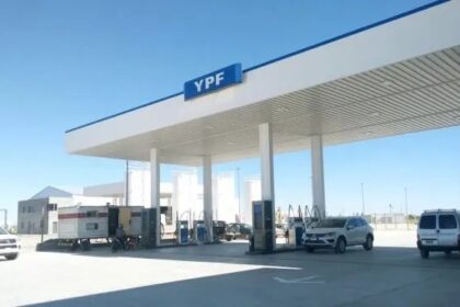 ypf-anuncio-que-congelara-por-45-dias-el-precio-de-sus-combustibles 