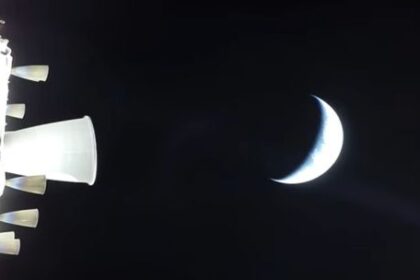 mision-artemis-ii:-mientras-el-satelite-argentino-ya-transmite,-fue-solucionada-la-falla-del-inodoro-de-la-nave-orion