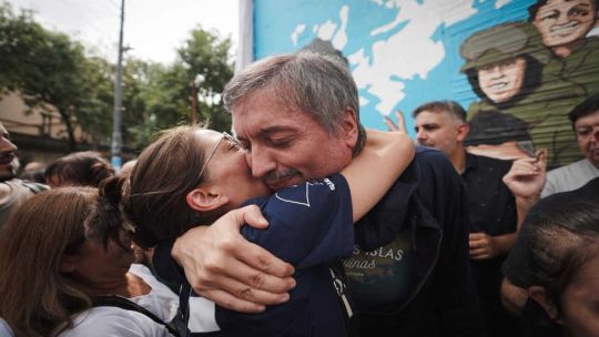 maximo-kirchner-cargo-contra-milei-en-el-2-de-abril:-“admira-a-una-criminal-de-guerra”