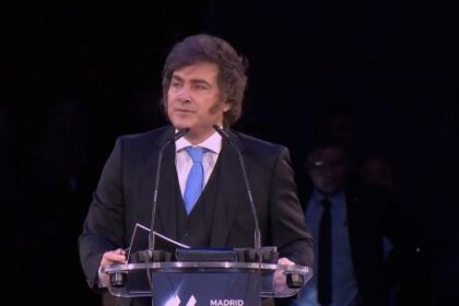 javier-milei-convoco-a-su-gabinete-para-el-lunes-y-busca-dejar-atras-el-escandalo-por-adorni
