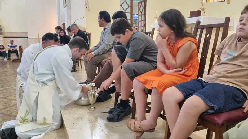 con-mucha-fe-y-devocion,-posadas-celebro-la-misa-del-jueves-santo