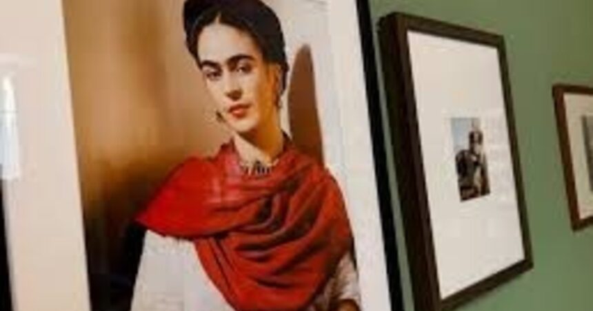 “frida-kahlo.-la-mirada-como-identidad”:-la-muestra-en-bolonia-que-revisa-su-mito