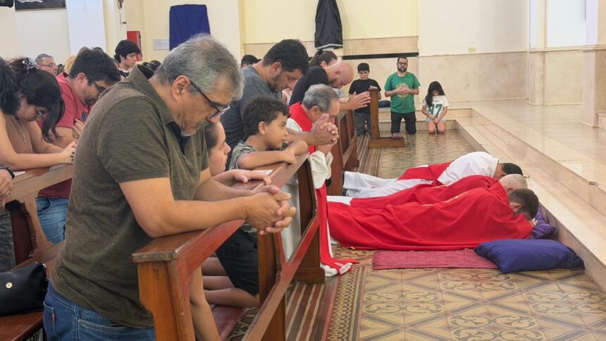 posadas-|-con-recogimiento-y-fe,-celebraron-la-pasion-del-senor-en-una-catedral-colmada