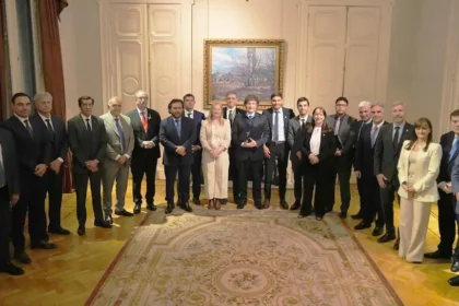 adelanto-de-fondos-a-provincias-|-el-gobierno-nacional-girara-hasta-$400.000-millones-y-busca-asegurar-los-apoyos-para-las-reformas-en-el-congreso