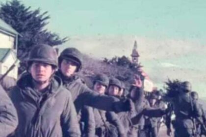 el-rugido-del-litoral:-el-sapucay-como-arma-de-resistencia-en-las-trincheras-de-malvinas