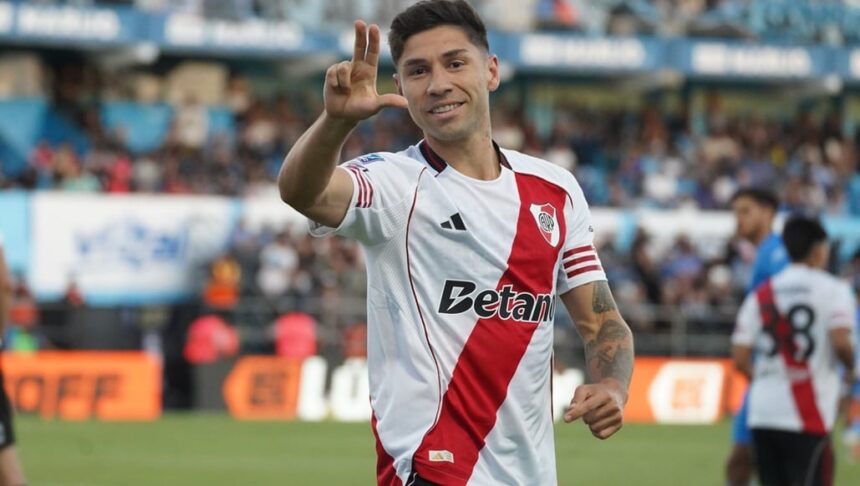 este-domingo-river-recibe-a-belgrano,-por-el-torneo-apertura:-hora,-tv-y-formaciones