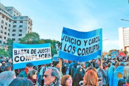 corrupcion-estructural-y-democracias-fragiles:-el-circulo-vicioso-latinoamericano