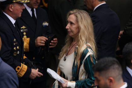 prohibido-sugerir:-karina-milei-mete-miedo-y-en-el-gabinete-admiten-que-se-necesita-un-golpe-de-timon
