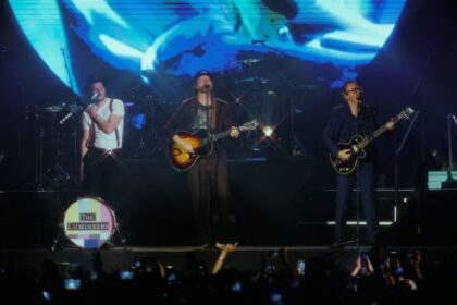 the-lumineers-encendio-buenos-aires:-comunion-total,-clasicos-coreados-y-un-malvinas-que-latio-al-ritmo-del-folk