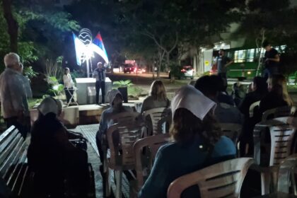 a-49-anos-de-la-primera-marcha-de-madres-en-plaza-de-mayo,-realizaron-un-acto-conmemorativo-con-fuerte-mensaje-de-memoria-y-justicia-en-posadas