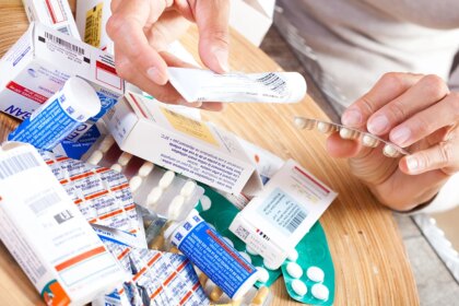alerta-en-el-botiquin:-cuatro-tipos-de-medicamentos-comunes-que-podrian-aumentar-el-riesgo-de-demencia