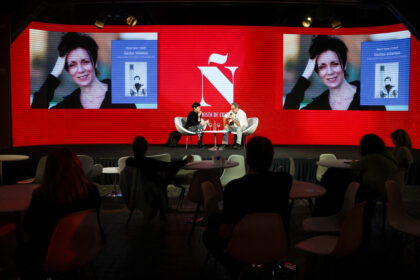teresa-donato-y-maria-sonia-cristoff,-dos-charlas-sobre-la-escritura-en-el-espacio-clarin-n