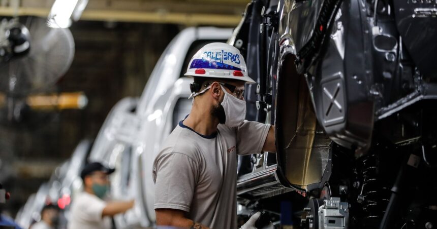 reforma-laboral:-a-dos-meses-de-su-aprobacion,-las-empresas-aun-miden-su-impacto-o-creen-que-no-traera-cambios-sustanciales