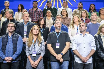 el-peronismo-federal-hizo-su-primera-muestra-de-poder-y-envio-un-mensaje-a-cristina-y-kicillof