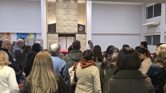 la-noche-de-los-templos:-miles-de-personas-recorrieron-el-circuito-religioso-de-la-ciudad